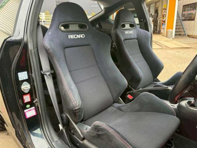 インテグラタイプR 2.0　ワンオーナー　レカロシート　パワステ　パワーウィンドウ　純正アルミホイール　ABS　キーレスエントリー　横滑り防止装置　エアコン　盗難防止装置 2WD 2000