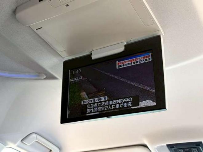 ヴェルファイアハイブリッド 2.5 ZR Gエディション E-Four 4WD　ドライブレコーダー　両側パワスラ　パワステ　パワーウィンドウ　TV　ナビ　バックカメラ　電動リアゲート　後席モニター　電動シート　シートヒーター　オットマン　クルーズコントロール　キーレスエントリー 2500