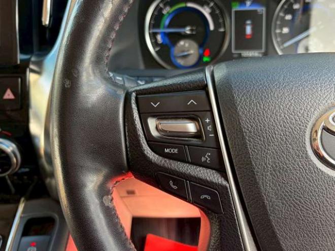 ヴェルファイアハイブリッド 2.5 ZR Gエディション E-Four 4WD　ドライブレコーダー　両側パワスラ　パワステ　パワーウィンドウ　TV　ナビ　バックカメラ　電動リアゲート　後席モニター　電動シート　シートヒーター　オットマン　クルーズコントロール　キーレスエントリー 2500