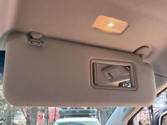 ヴェルファイアハイブリッド 2.5 ZR Gエディション E-Four 4WD　ドライブレコーダー　両側パワスラ　パワステ　パワーウィンドウ　TV　ナビ　バックカメラ　電動リアゲート　後席モニター　電動シート　シートヒーター　オットマン　クルーズコントロール　キーレスエントリー 2500