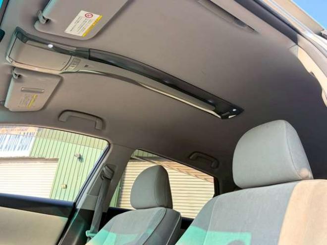 マークXジオ2.4 240G 4WD　6人乗り　3列シート　パワステ　パワーウィンドウ　純正ナビ　キーレスエントリー　ETC　バックカメラ　ABS　盗難防止装置　エアコン　電動シート　横滑り防止装置　アルミホイール 2400