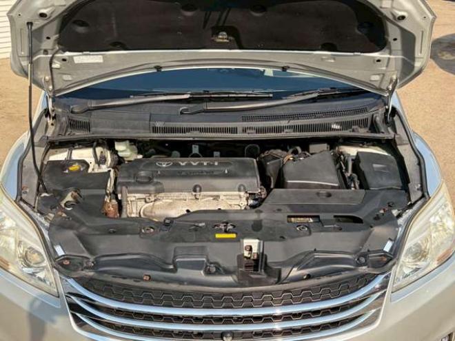 マークXジオ2.4 240G 4WD　6人乗り　3列シート　パワステ　パワーウィンドウ　純正ナビ　キーレスエントリー　ETC　バックカメラ　ABS　盗難防止装置　エアコン　電動シート　横滑り防止装置　アルミホイール 2400