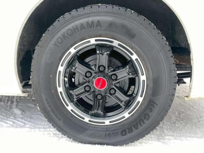 キャラバンNV350 2.5 プレミアムGX ロングボディ ディーゼルターボ 4WD　ベッドキット　スマートキー　キーレスエントリー　パワステ　パワーウィンドウ　ABS　ETC　エアコン　盗難防止装置　両側スライドドア 2500