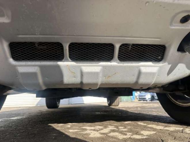 パジェロ3.2 ロング エクシード ディーゼルターボ 4WD　クルーズコントロール　パワステ　パワーウィンドウ　ABS　純正ナビ　バックカメラ　横滑り防止装置　盗難防止装置　純正アルミホイール 3200