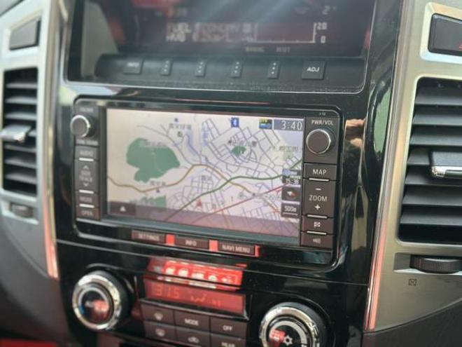 パジェロ3.2 ロング エクシード ディーゼルターボ 4WD　クルーズコントロール　パワステ　パワーウィンドウ　ABS　純正ナビ　バックカメラ　横滑り防止装置　盗難防止装置　純正アルミホイール 3200