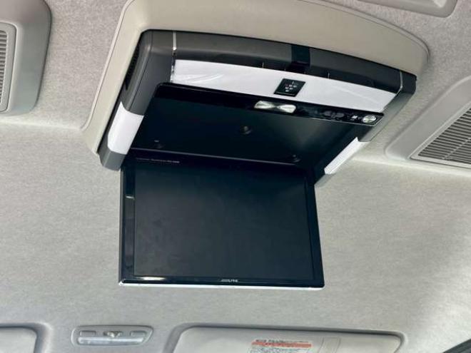 ハイエース2.7 GL ロング ミドルルーフ 4WD　10人乗り　パワステ　パワーウィンドウ　エアコン　社外ナビ　後席モニター　キーレスエントリー　片側スライドドア　盗難防止装置　フロントモデリスタ 2700