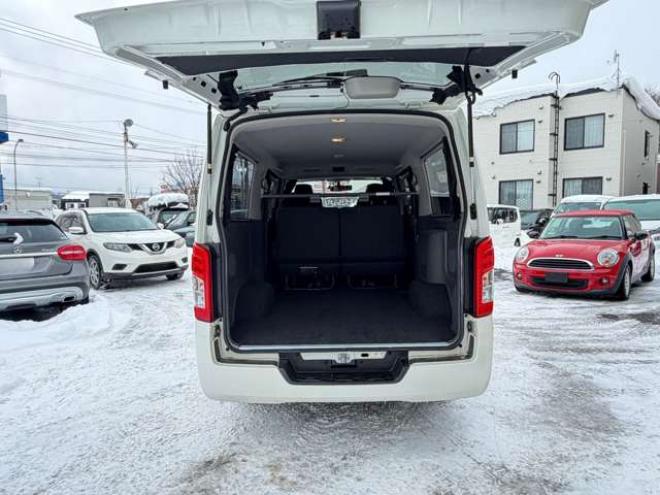 キャラバンNV350 2.5 プレミアムGX ロングボディ ディーゼルターボ 4WD　バックカメラ　エアコン　ドライブレコーダー　ETC　パワステ　パワーウィンドウ　スマートキー　キーレス　片側スライドドア 2500