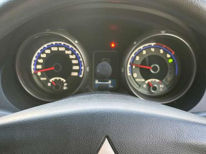 パジェロ3.2 ロング GR ディーゼルターボ 4WD　リフトアップ(ジャオス)　パワステ　パワーウィンドウ　社外ナビ　バックカメラ　純正アルミホイール　ETC　シートヒーター　3列シート　横滑り防止装置　盗難防止装置　ABS　キーレスエントリー 3200