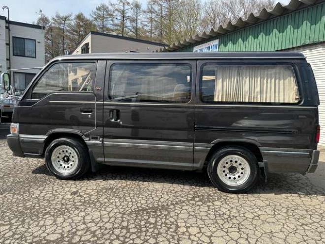 キャラバン3.0 リムジン　ワンオーナー/社外AW/クルコン/サンルーフ 2WD 3000