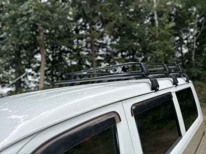 タウンエースバン1.5 GL 4WD　ベージュツートン全塗装済　ストラーダナビTV　バックカメラ　LEDヘッドライト　純正デフロック　リアヒーター　寒冷地仕様　ブラウンレザー調シートカバー　ルーフラック 1500