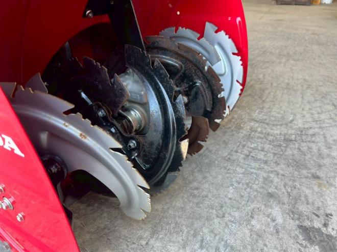 除雪機ホンダ　HSS970n（JX）クロスオーガー！61HR！