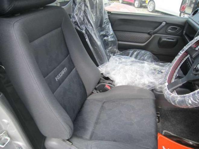 AZオフロードXC 4WD　道外仕入れ リフトアップ 左右レカロシート 社外アルミ+MTタイヤ フォグ バイザー マフラー エンスタ 車検令和10年4月 スタッドレス+アルミセット積込み 1年間走行無制限保証付 660