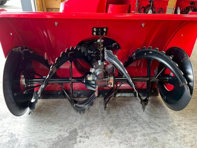 除雪機ホンダ　HSM1390i！ハイブリッド！左右旋回レバー！