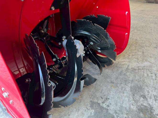 除雪機ホンダ　HSS1170i！ハイブリッド！