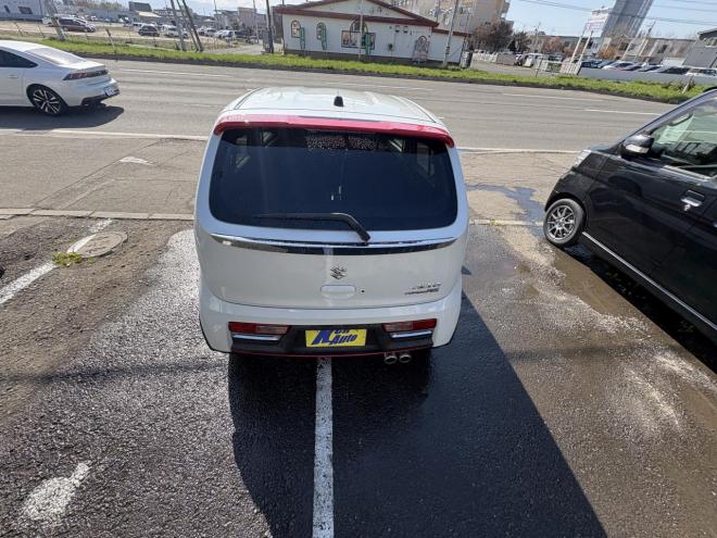 アルトALTO TURBO RS 4WD本州仕入　寒冷地仕様　ブレーキアシスト　TURBO 5AG 純正ワンセグナビ　シートヒーター　HIDヘッド　PUSHスタート　スマートキースペアー有　１５インチアルミ　エンジンオイル交換　スタットレス付　スポーツマフラー付　ETC 4WD 660 5Dr