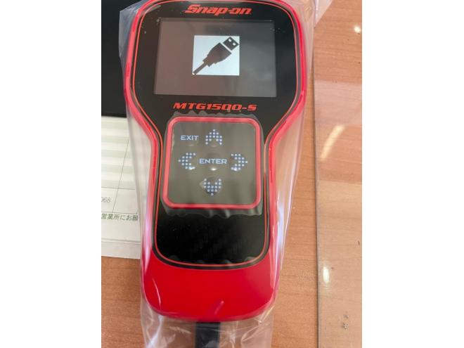 アルトALTO TURBO RS 4WD本州仕入　寒冷地仕様　ブレーキアシスト　TURBO 5AG 純正ワンセグナビ　シートヒーター　HIDヘッド　PUSHスタート　スマートキースペアー有　１５インチアルミ　エンジンオイル交換　スタットレス付　スポーツマフラー付　ETC 4WD 660 5Dr