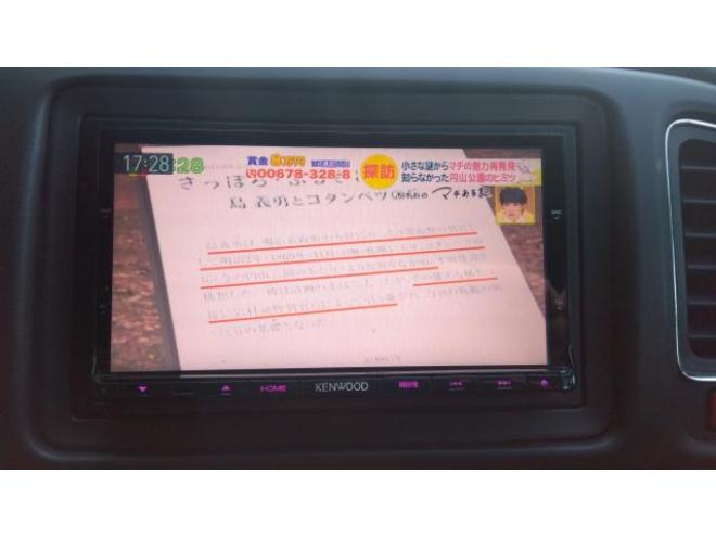 ヴェゼルハイブリッドＸ　4WD 4WD 1500 5Dr