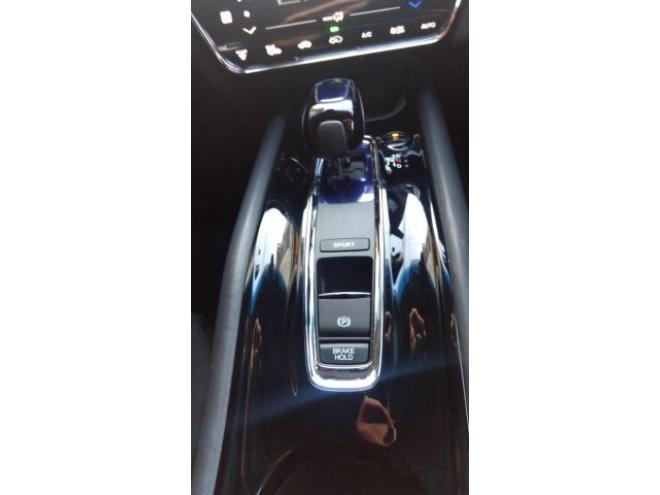 ヴェゼルハイブリッドＸ　4WD 4WD 1500 5Dr