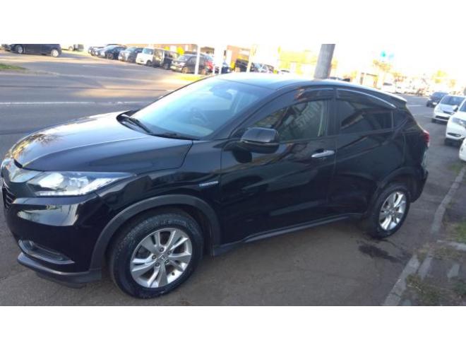 ヴェゼルハイブリッドＸ　4WD 4WD 1500 5Dr