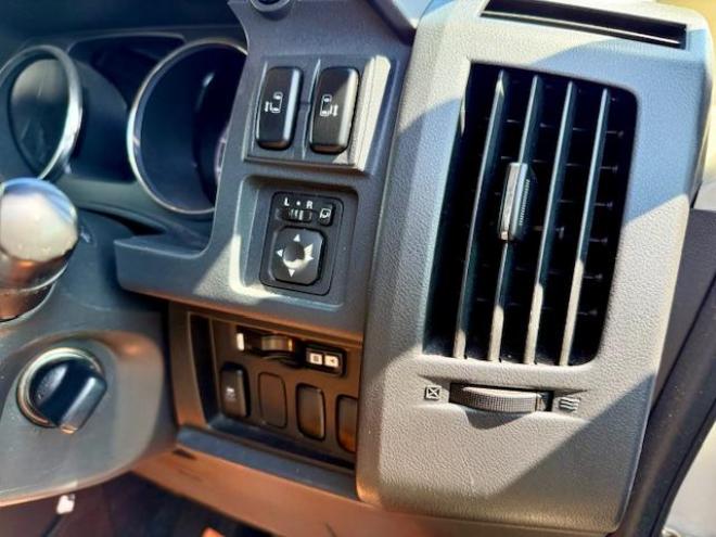 デリカＤ５　2.2DT Dパワーパッケージ 4WD 4WD 2200 5Dr