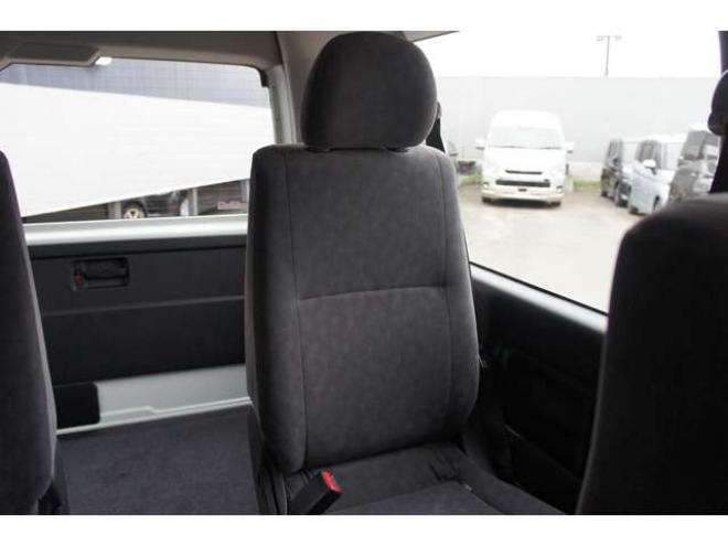 ハイエース2.7 グランドキャビン 4WD　令和7年11月登録　登録済未使用車 走行6キロ　パノラミックビューモニター デジタルインナーミラー　LEDヘッドランプ　LEDフォグランプ　ホワイトパールクリスタルシャイン　メーカー保証付 登録済未使用車 2700