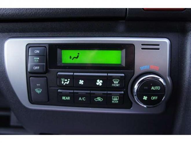 ハイエース2.7 グランドキャビン 4WD　令和8年2月登録　登録済未使用車 走行7キロ　パノラミックビューモニター デジタルインナーミラー　LEDヘッドランプ　LEDフォグランプ　ベージュメタリック　メーカー保証付 登録済未使用車 2700