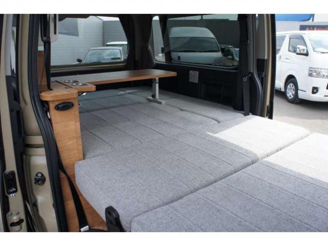ハイエースバン2.8 スーパーGL ロング ディーゼルターボ 4WD　キャンパー鹿児島製　CKワイルダー　車中泊仕様　REVOシート　室内用エアコン　ベバストFFヒーター　走行充電　サブバッテリー　外部電源　オリジナルベッド　電動開閉バックドア　415SAFARI丸目キット 2800