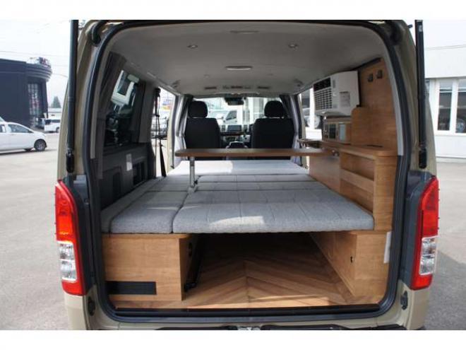 ハイエースバン2.8 スーパーGL ロング ディーゼルターボ 4WD　キャンパー鹿児島製　CKワイルダー　車中泊仕様　REVOシート　室内用エアコン　ベバストFFヒーター　走行充電　サブバッテリー　外部電源　オリジナルベッド　電動開閉バックドア　415SAFARI丸目キット 2800