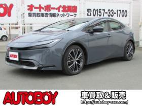 プリウス　2.0 Z E-Four 4WD　純正ナビ/レーダークルーズコントロール/衝突軽減ブレーキ/全周囲カメラ/シートヒーター/シートエアコン/電動リアゲート/LEDヘッド/フルセグTV/ブルートゥース/ビルドインETC/ドライブレコーダー 2000