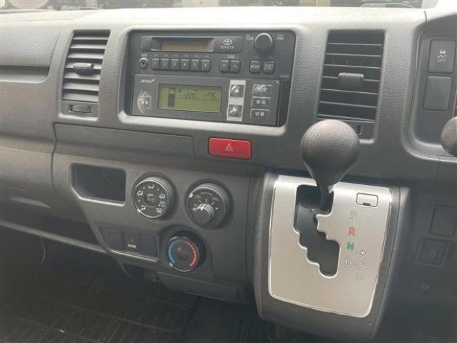 ハイエースバン2.8 中温強化冷凍バン ロング ディーゼルターボ 4WD　 2800