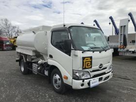 デュトロ　タンクローリー 2DG-XZU685M 新明和工業　 4WD 4000