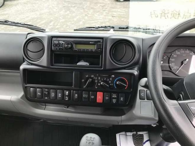 デュトロタンクローリー 2DG-XZU685M 新明和工業　 4WD 4000