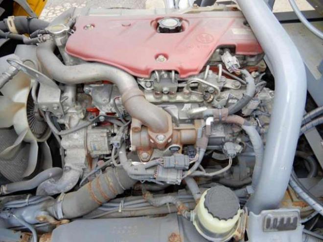 デュトロタンクローリー　TKG-XZU685M 東邦　 4WD 4000