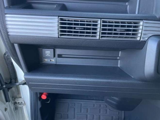 N-VAN+スタイル ファン ターボ ホンダセンシング 4WD　ワンオーナー車/ハイルーフ/Bluetooth/ナビ・フルセグTV/バックカメラ/キー一体型エンジンスターター/フルLEDヘッドライト/LEDフォグ/夏タイヤ装着/ホイール付き冬タイヤ付き/車検整備2年付き/法定整備/修復歴無し 660