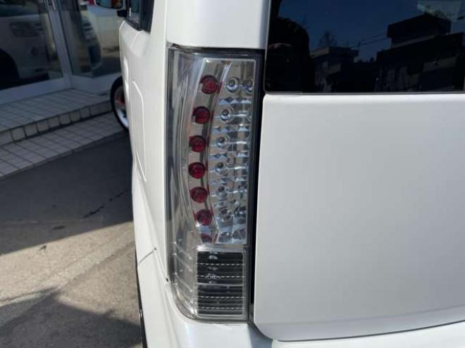 eKスポーツR 4WD　1年走行距離無制限保証/ターボ/47000キロ/Bluetooth/ナビ・TV/アルミホイール付き夏タイヤ装着/純正アルミホイール付き冬タイヤVRX2付き/HIDヘッドライト/フォグライト/キーレス/車検R9年5月/法定整備/修復歴無し 660