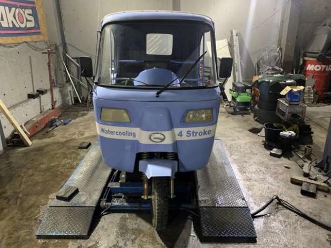 トライクトゥクトゥク　オートリキシャ 2WD 150