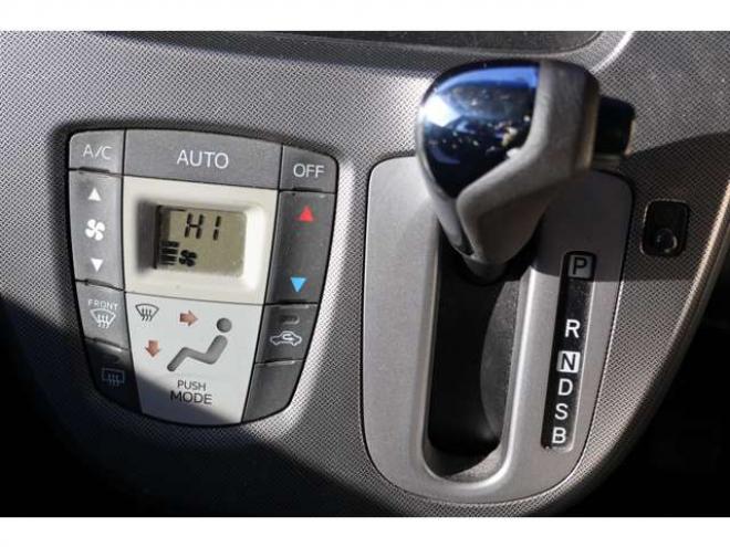 ムーヴカスタム RS 4WD　検2年　スマートキー　HIDヘッドライト　自社　ローンカノウ 660