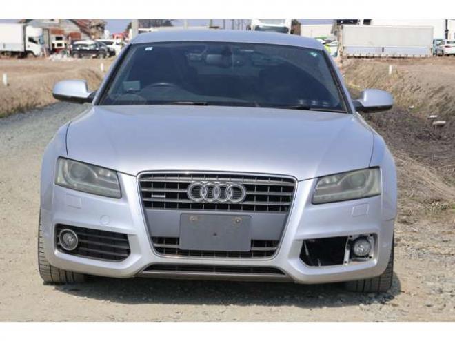 アウディA5スポーツバック 2.0 TFSI クワトロ Sラインパッケージ 4WD　検二年　パドルシフト　自社　ローンカノウ 正規輸入車 2000