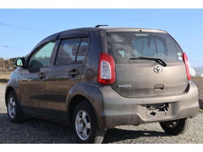パッソ1.0 X Lパッケージ キリリ 4WD　検二年　社外ホイール　自社　ローンカノウ 1000
