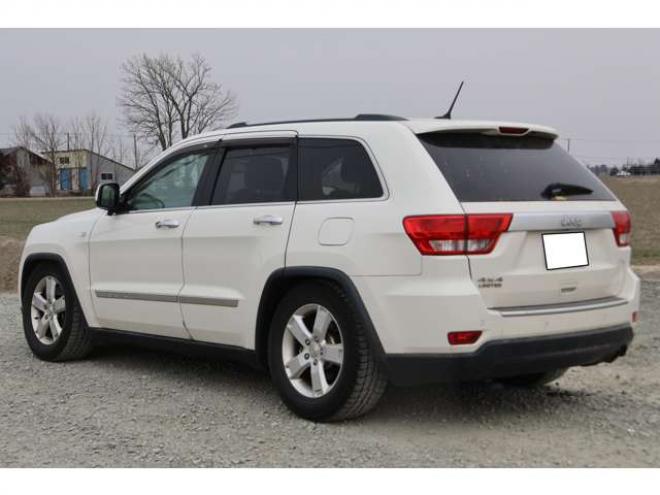 グランドチェロキーリミテッド 4WD　検9/9　バックカメラ 正規輸入車 3600