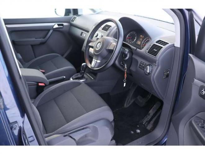 ゴルフトゥーラン　TSI コンフォートライン　検2年　バックモニター　ETC　ナビ　自社　ローンカノウ 正規輸入車 2WD 1400