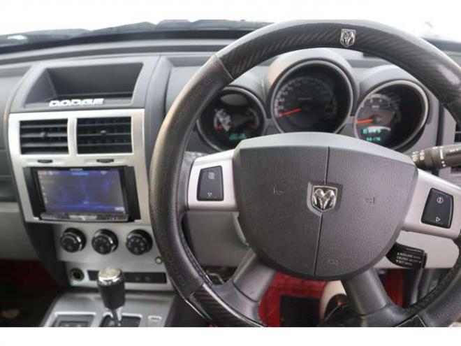 ダッジナイトロ SXT　検2年　バックカメラ　TV　自社　ローンカノウ 正規輸入車 4WD 3700