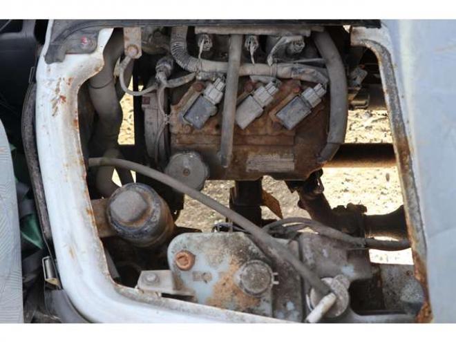 ミニキャブトラック Vタイプ 4WD　検二年　MT　スタッドレス 660