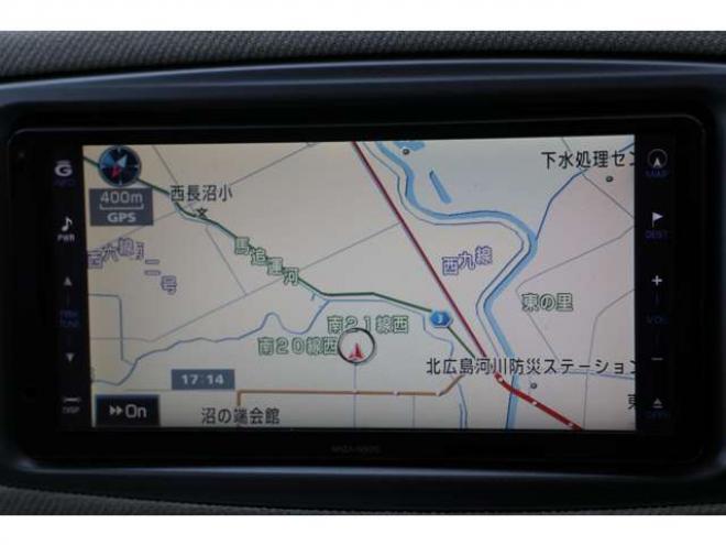 ヴィッツ1.3 F 4WD　検2年　自社　ローンカノウ 1300