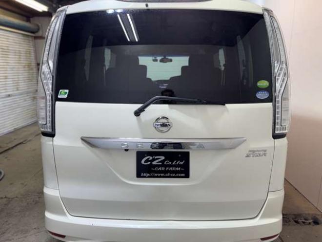 セレナ2.0 ハイウェイスター 4WD　ナビ　TV　Bluetooth　Bカメラ　Pスライド　エマージェンシーB 2000