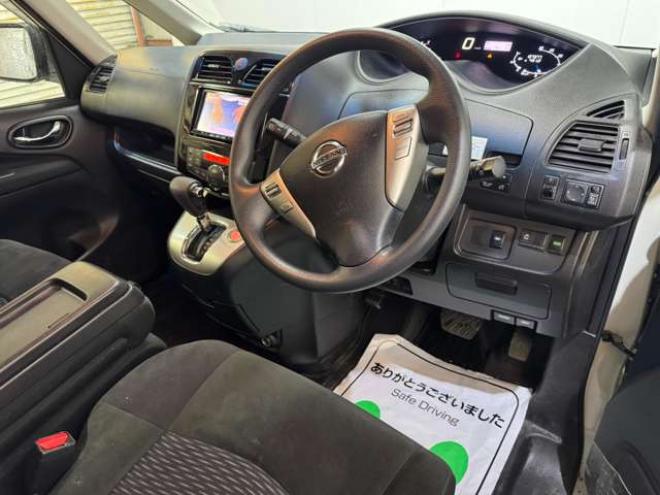 セレナ2.0 ハイウェイスター 4WD　ナビ　TV　Bluetooth　Bカメラ　Pスライド　エマージェンシーB 2000