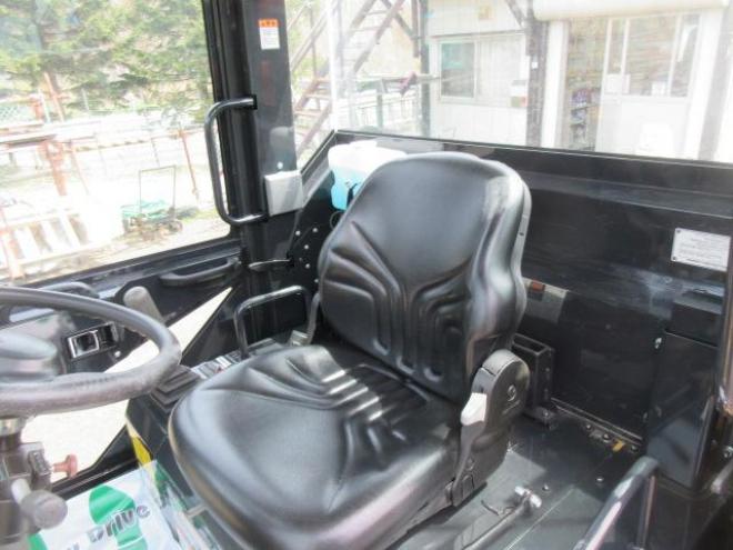 ホイールローダヤンマーV3-7S 4WD 2Dr