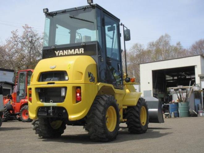 ホイールローダヤンマーV3-7S 4WD 2Dr