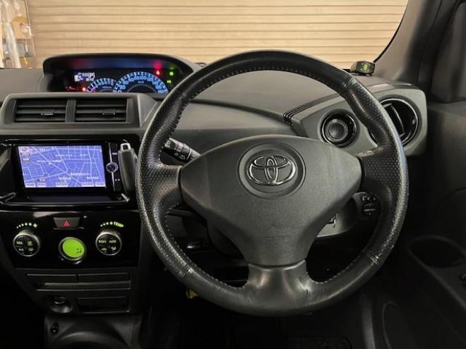 bBＺキラメキ　禁煙車　純正１５インチＡＷ＋新品夏タイヤ　社外ＡＷ＋スタッドレスタイヤ付　オーバーヘッドコンソール　ベンチシート　純正ナビ　地デジ　ＤＶＤ再生　Ｂｌｕｅｔｏｏｔｈオーディオ　バックカメラ　ＥＴＣ 4WD 1300 5Dr