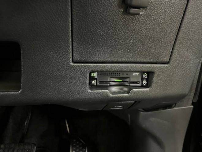 bBＺキラメキ　禁煙車　純正１５インチＡＷ＋新品夏タイヤ　社外ＡＷ＋スタッドレスタイヤ付　オーバーヘッドコンソール　ベンチシート　純正ナビ　地デジ　ＤＶＤ再生　Ｂｌｕｅｔｏｏｔｈオーディオ　バックカメラ　ＥＴＣ 4WD 1300 5Dr